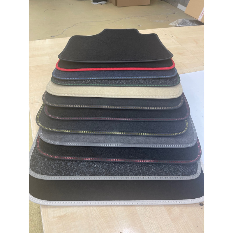 Passenger car trunk mat CARLUX